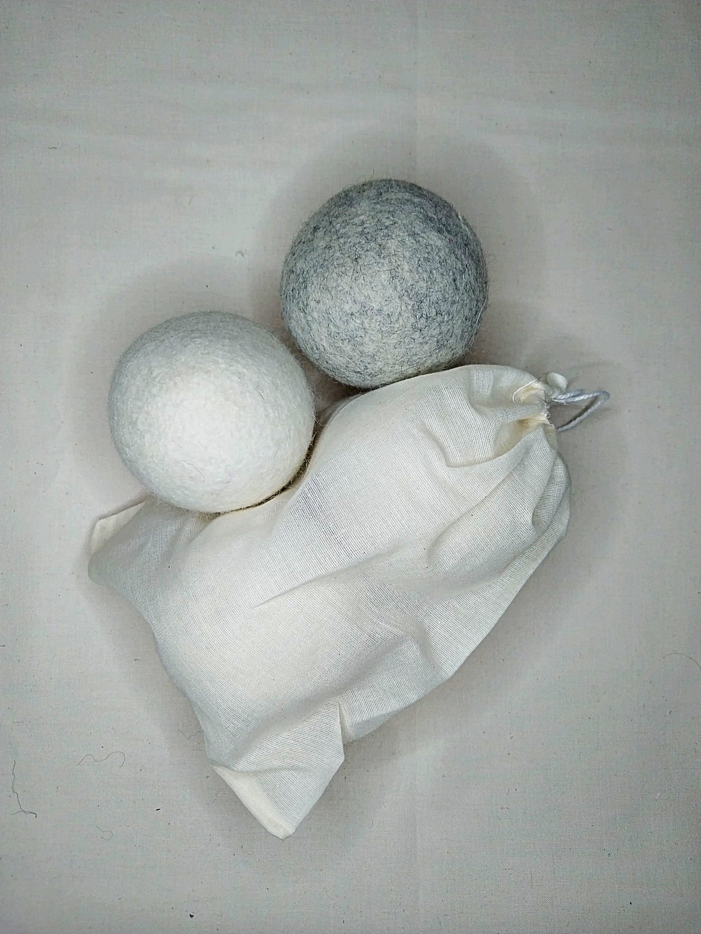 Wool Dryer Balls (2 Pack, White or Gray)